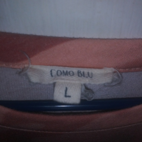 3/4 sleeve with cross straps down the arms - Picture 3 of 3